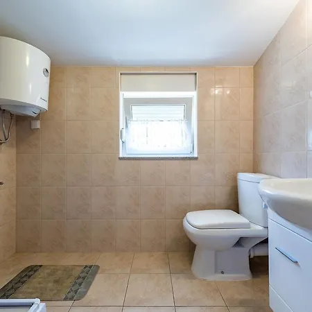 Lasic Apartment *