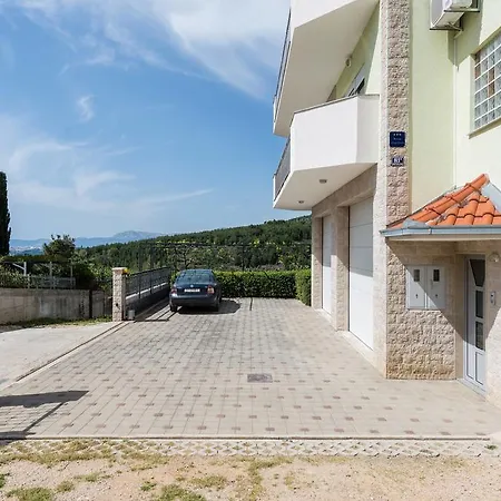 Apartment Lasic *